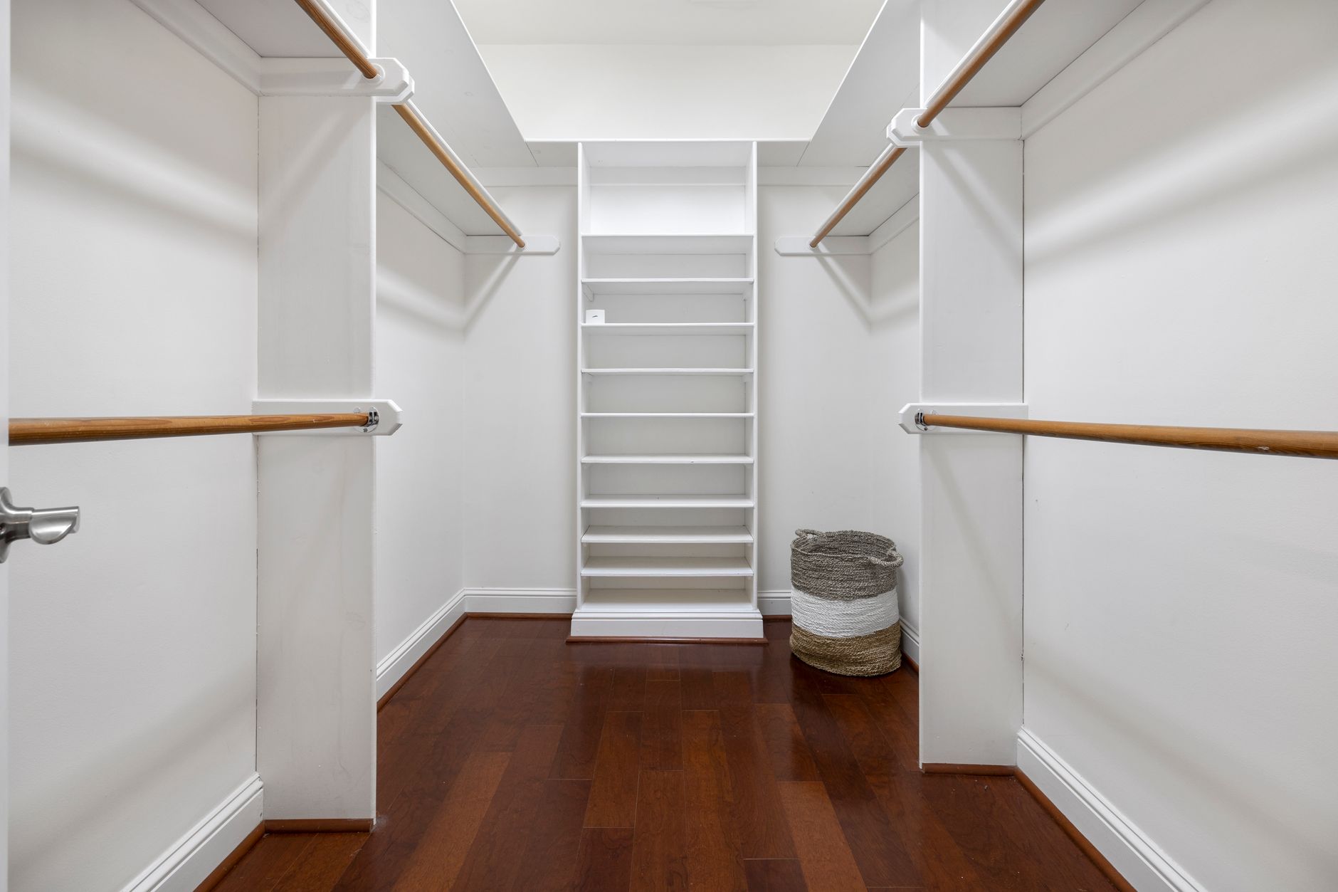The Closet Problem Nobody Talks About in Arlington Heights Homes